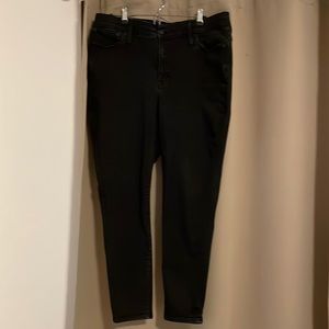 J Crew Jeans “Curvy” Size 35